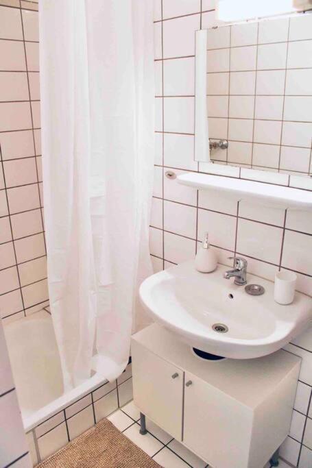 Moderne Wohnung In Vorstadtidylle Zu Bayreuth Heinersreuth Exteriör bild